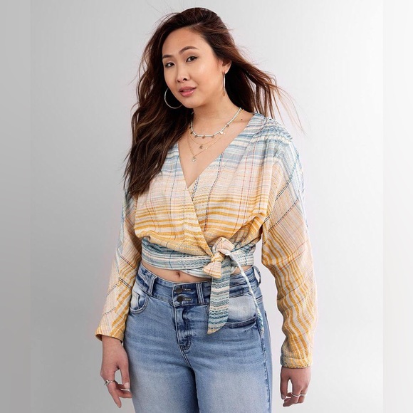 NWT Free People Maldives Surplice Wrap Top - Medium - Picture 3 of 15